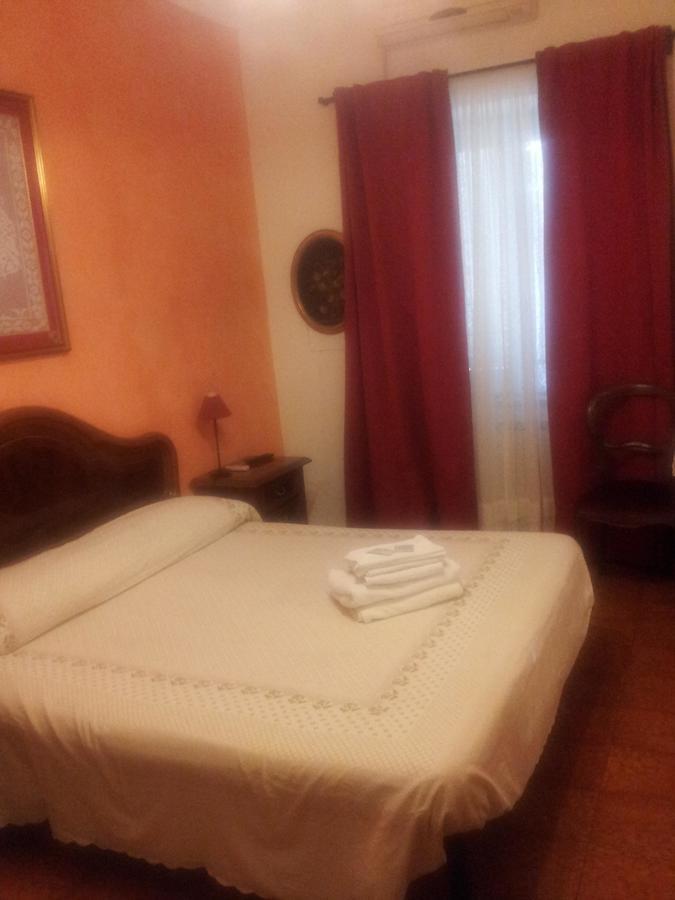 Roma Vecchia B&B ภายนอก รูปภาพ