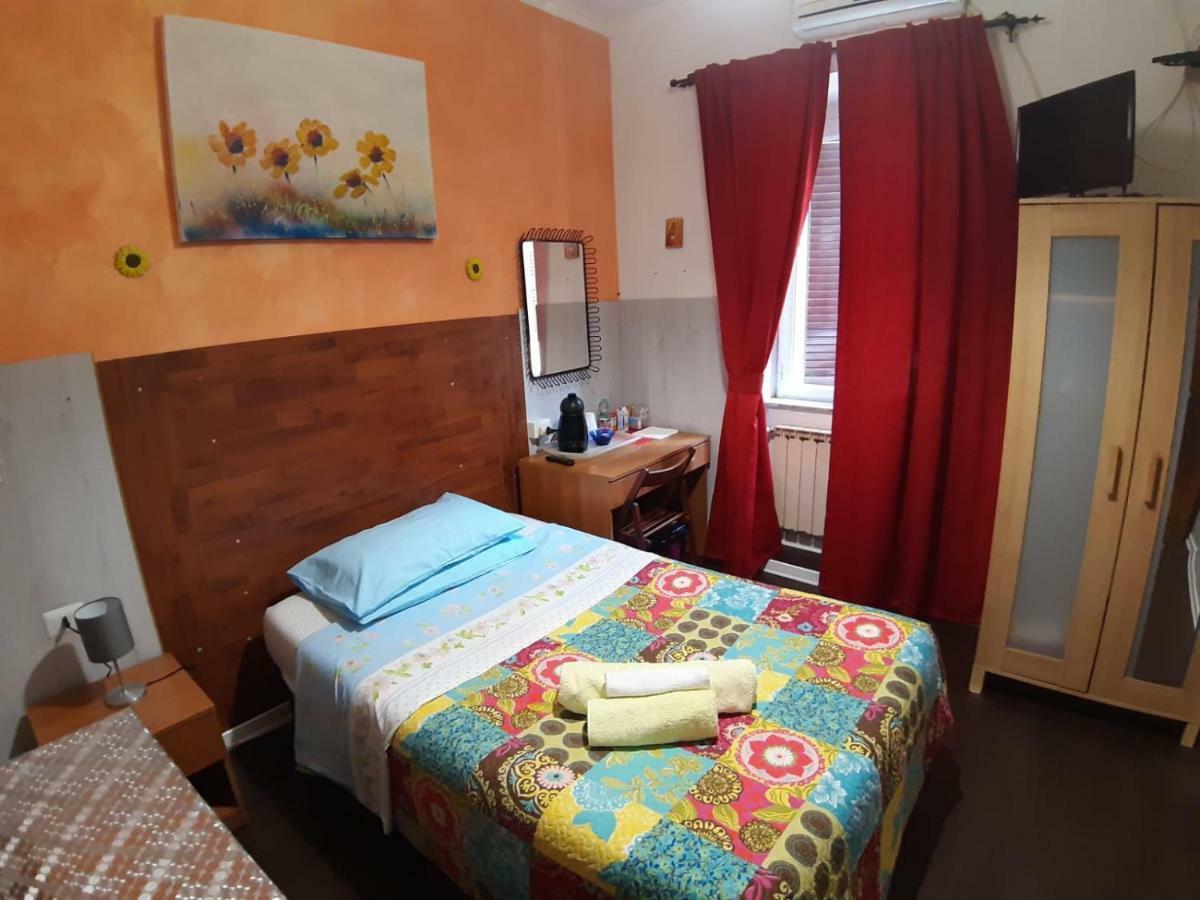 Roma Vecchia B&B ภายนอก รูปภาพ